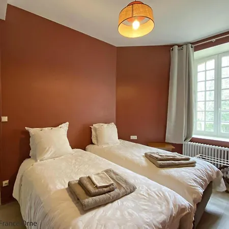 Maison Renovee 18eme S. Avec Jardin, Animaux Acceptes Et Recharge Electrique - Fr-1-497-198 بيت للعطل