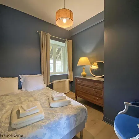 بيت للعطل Maison Renovee 18eme S. Avec Jardin, Animaux Acceptes Et Recharge Electrique - Fr-1-497-198